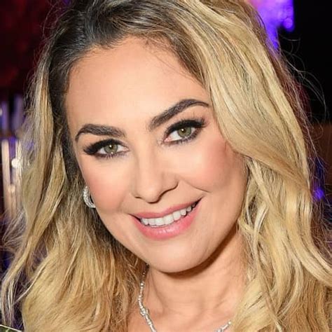 Biografía de Aracely Arámbula Edad, estatura, pack,。